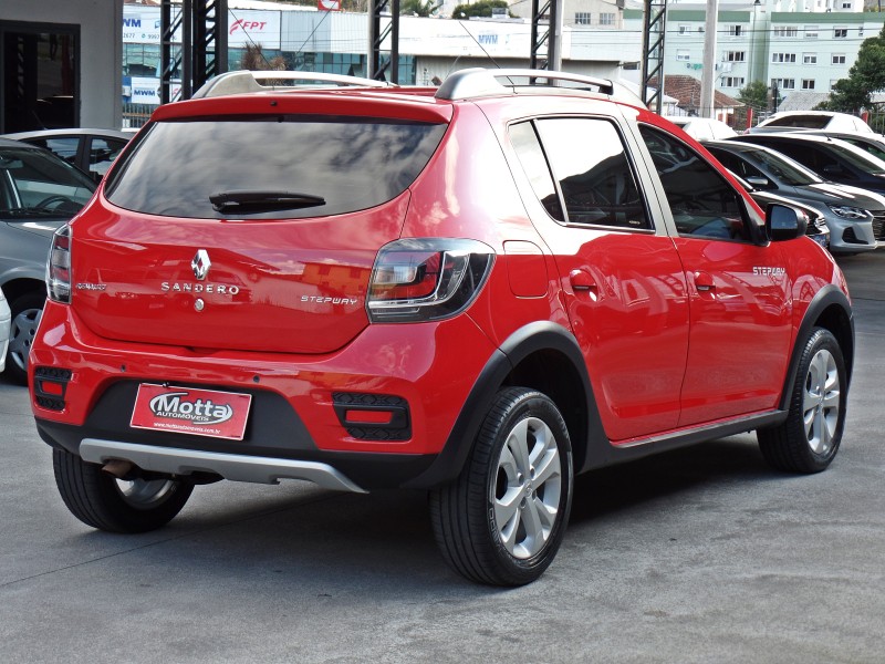 SANDERO 1.6 STEPWAY 8V FLEX 4P MANUAL - 2016 - CAXIAS DO SUL