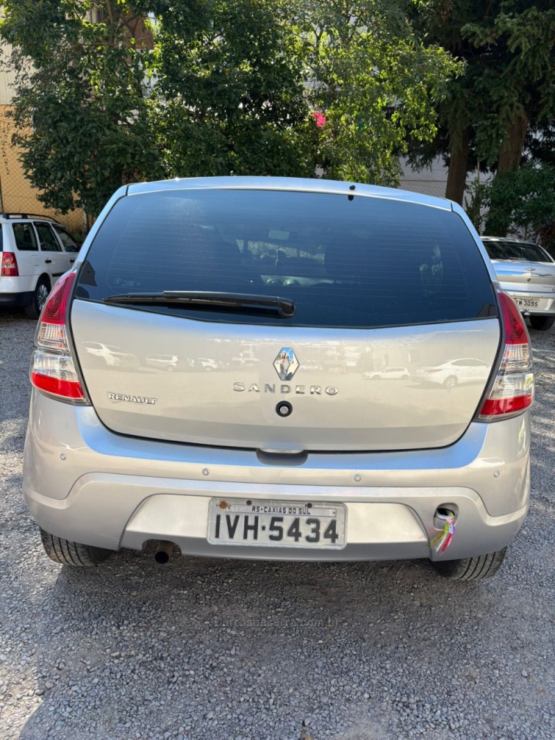 SANDERO 1.0 EXPRESSION 16V FLEX 4P MANUAL - 2014 - CAXIAS DO SUL