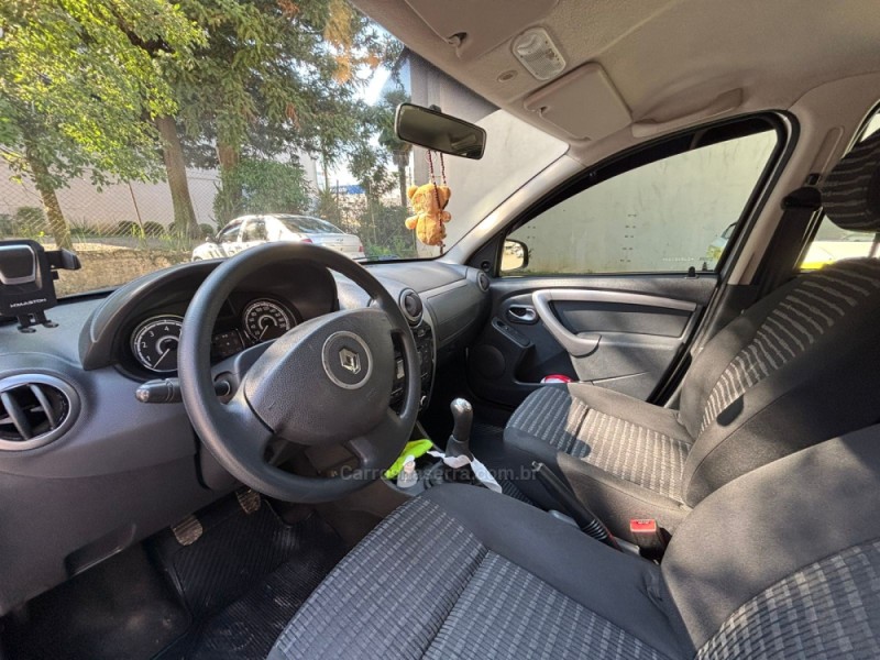 SANDERO 1.0 EXPRESSION 16V FLEX 4P MANUAL - 2014 - CAXIAS DO SUL