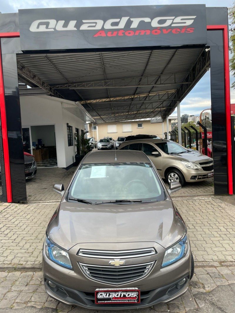 PRISMA 1.4 MPFI LTZ 8V FLEX 4P MANUAL - 2014 - CAXIAS DO SUL