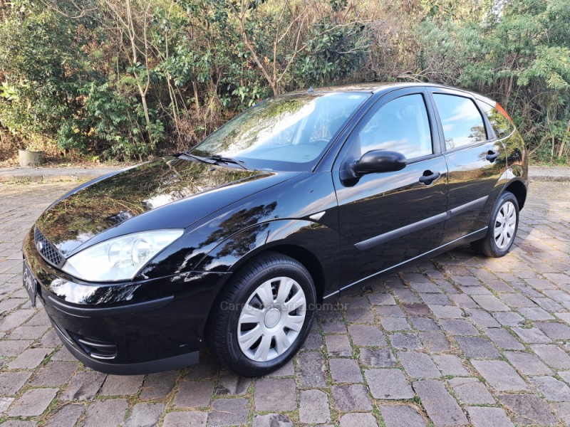 FOCUS 1.6 GL 8V FLEX 4P MANUAL - 2007 - BENTO GONçALVES