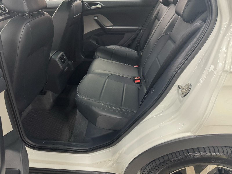 T-CROSS 1.4 HIGHLINE TSI 16V FLEX 4P AUTOMÁTICO - 2022 - CAXIAS DO SUL
