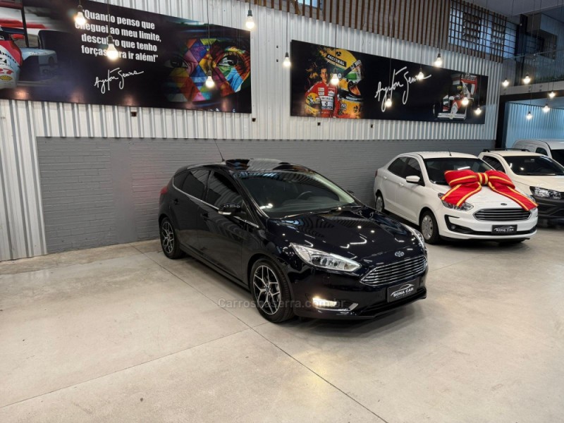 FOCUS 2.0 TITANIUM PLUS HATCH 16V FLEX 4P AUTO - 2017 - CAXIAS DO SUL