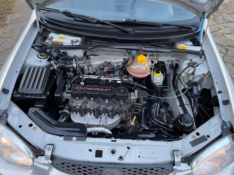 CORSA 1.0 MPFI MILENIUM 8V GASOLINA 4P MANUAL - 2000 - BENTO GONçALVES