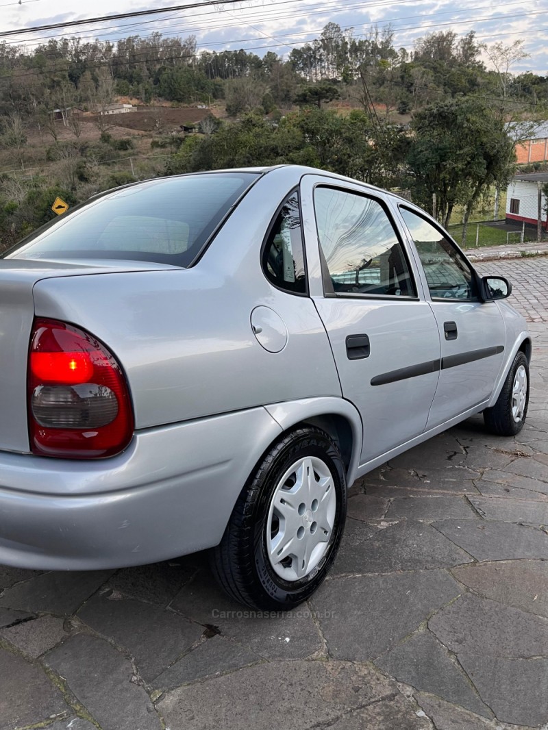 CORSA 1.0 MPFI MILENIUM 8V GASOLINA 4P MANUAL - 2000 - BENTO GONçALVES