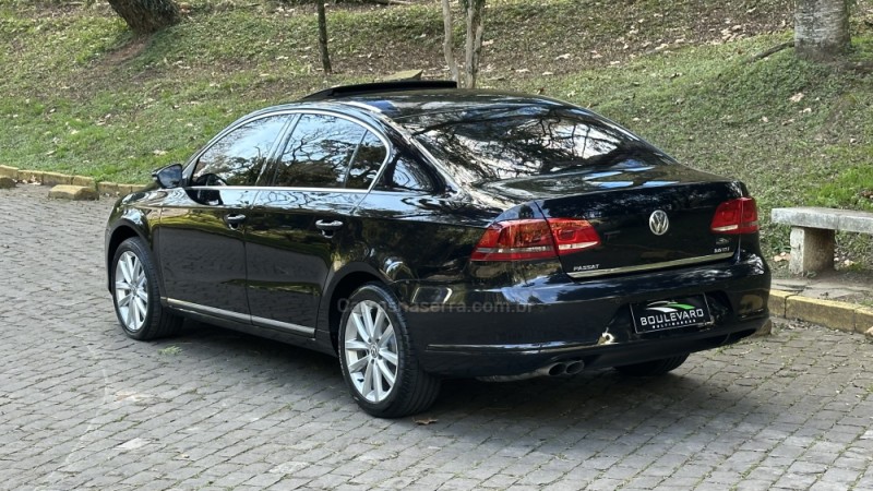 PASSAT 2.0 16V TSI BLUEMOTION GASOLINA HIGHLINE 4P DSG - 2012 - CAXIAS DO SUL