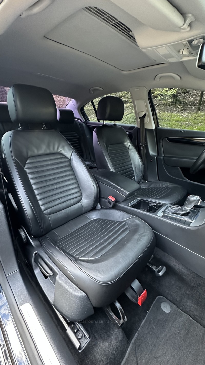 PASSAT 2.0 16V TSI BLUEMOTION GASOLINA HIGHLINE 4P DSG - 2012 - CAXIAS DO SUL
