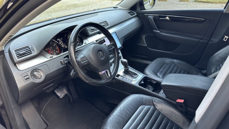 PASSAT 2.0 16V TSI BLUEMOTION GASOLINA HIGHLINE 4P DSG - 2012 - CAXIAS DO SUL
