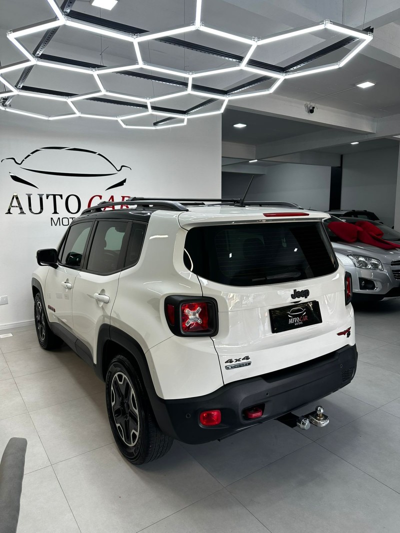 RENEGADE 2.0 16V TURBO DIESEL TRAILHAWK 4P 4X4 AUTOMÁTICO - 2016 - CAXIAS DO SUL