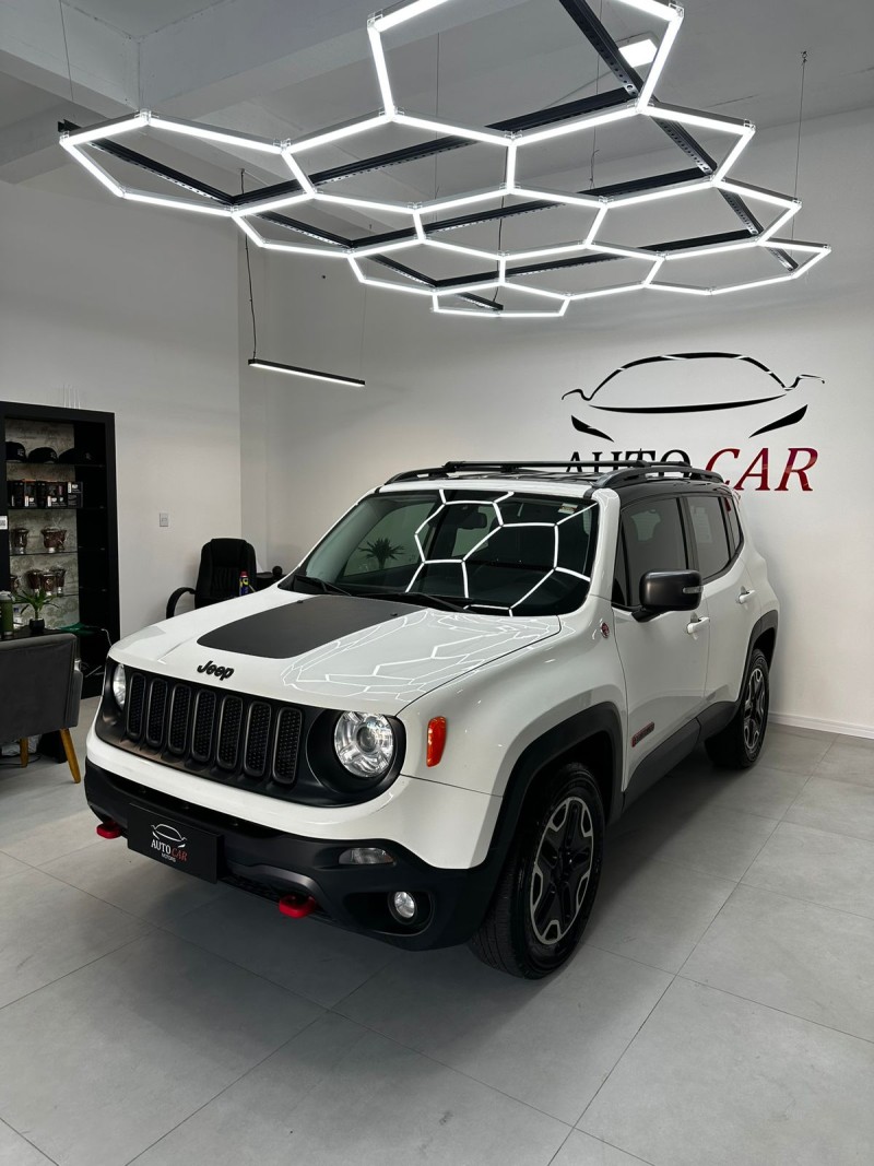 RENEGADE 2.0 16V TURBO DIESEL TRAILHAWK 4P 4X4 AUTOMÁTICO - 2016 - CAXIAS DO SUL