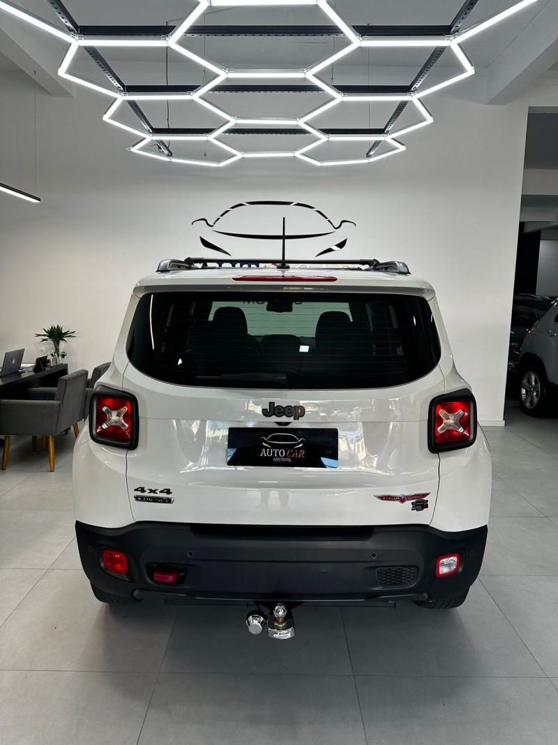 RENEGADE 2.0 16V TURBO DIESEL TRAILHAWK 4P 4X4 AUTOMÁTICO - 2016 - CAXIAS DO SUL