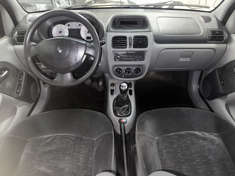 CLIO 1.0 PRIVILÉGE SEDAN 16V FLEX 4P MANUAL - 2007 - FARROUPILHA
