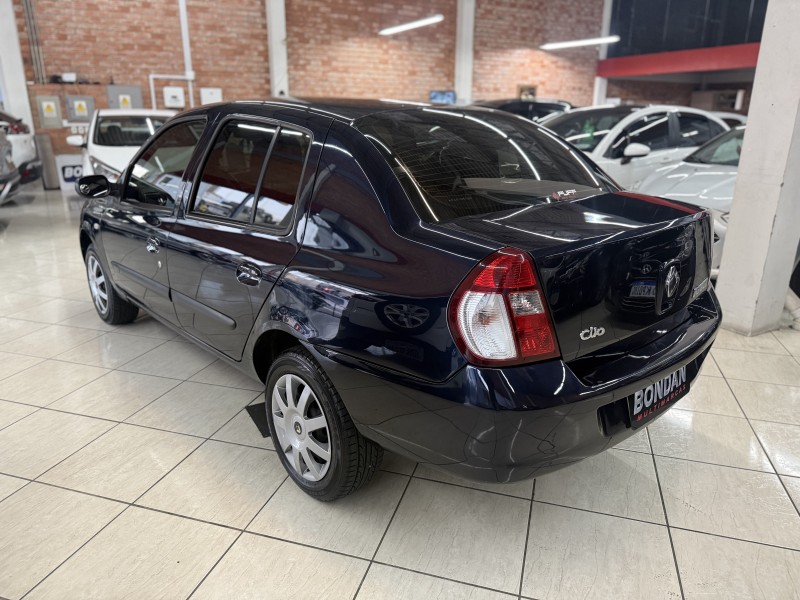 CLIO 1.0 PRIVILÉGE SEDAN 16V FLEX 4P MANUAL - 2007 - FARROUPILHA