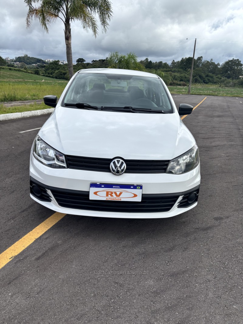 VOYAGE 1.0 12V MPI TOTALFLEX COMFORTLINE 4P MANUAL - 2017 - CARLOS BARBOSA