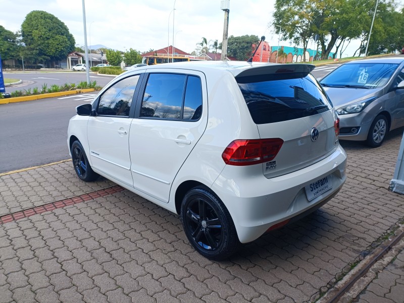 FOX 1.6 MSI COMFORTLINE 8V FLEX 4P MANUAL - 2016 - BOM PRINCíPIO