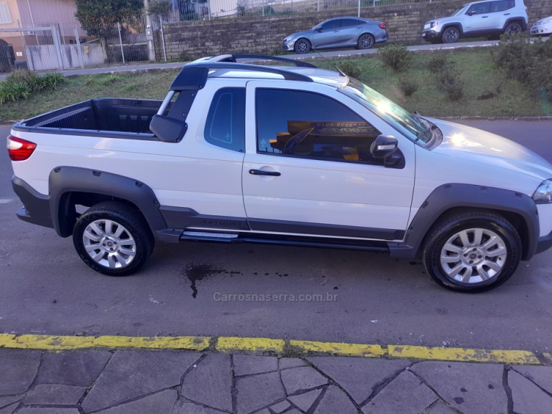 STRADA 1.8 MPI ADVENTURE CE 8V FLEX 2P MANUAL - 2014 - NOVA PRATA
