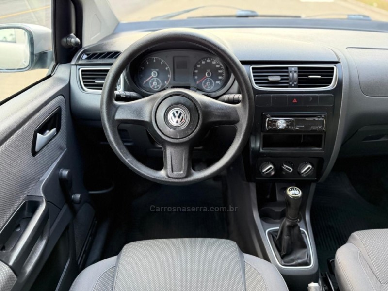 FOX 1.0 MI 8V FLEX 4P MANUAL - 2011 - IVOTI