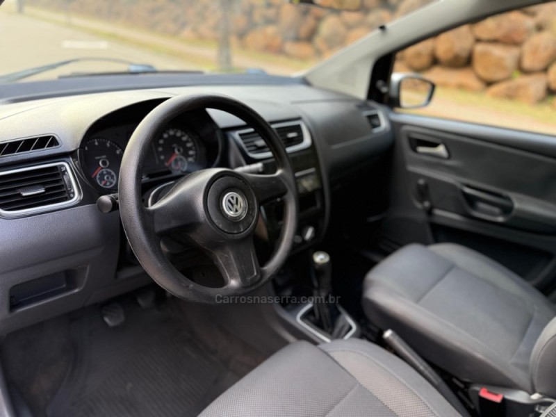 FOX 1.0 MI 8V FLEX 4P MANUAL - 2011 - IVOTI
