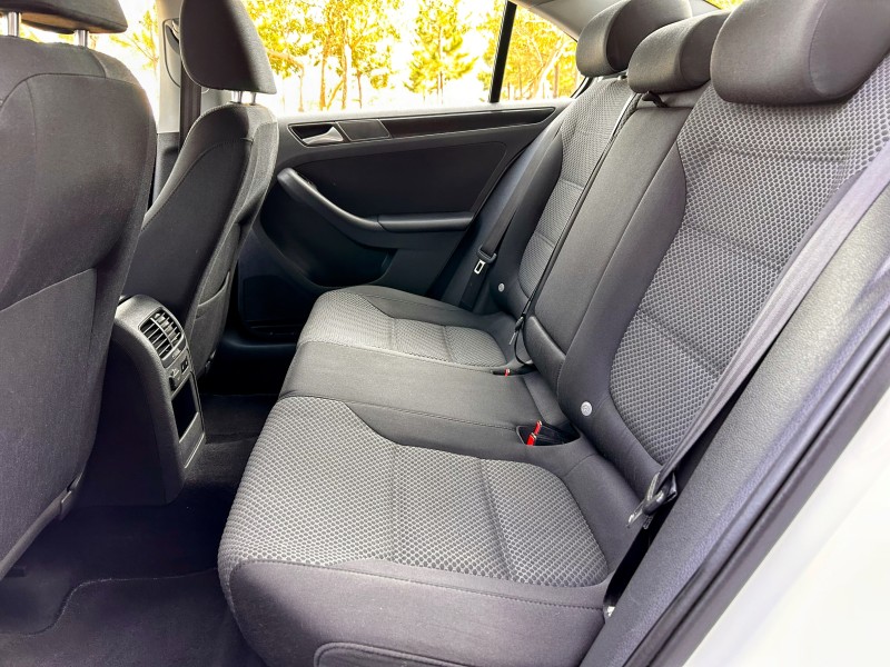 JETTA 2.0 COMFORTLINE FLEX 4P TIPTRONIC - 2014 - BENTO GONçALVES