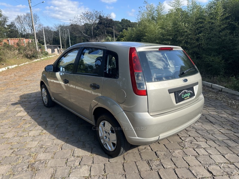 FIESTA 1.0 MPI CLASS HATCH 8V FLEX 4P MANUAL - 2013 - NOVA PRATA