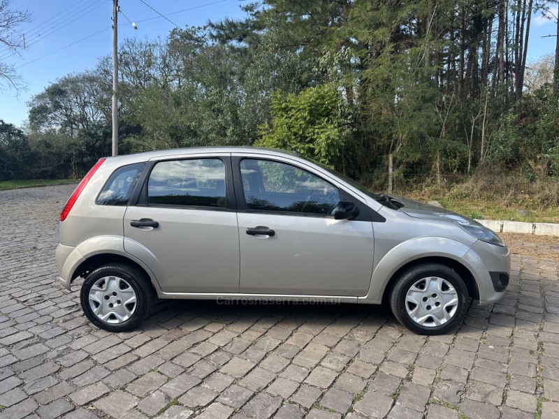 FIESTA 1.0 MPI CLASS HATCH 8V FLEX 4P MANUAL - 2013 - NOVA PRATA