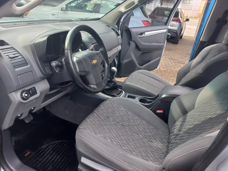 S10 2.4 LT 4X2 CD 8V FLEX 4P MANUAL - 2013 - CAXIAS DO SUL