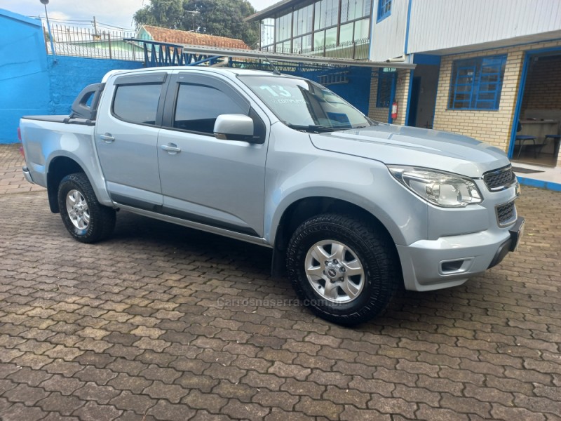 S10 2.4 LT 4X2 CD 8V FLEX 4P MANUAL - 2013 - CAXIAS DO SUL