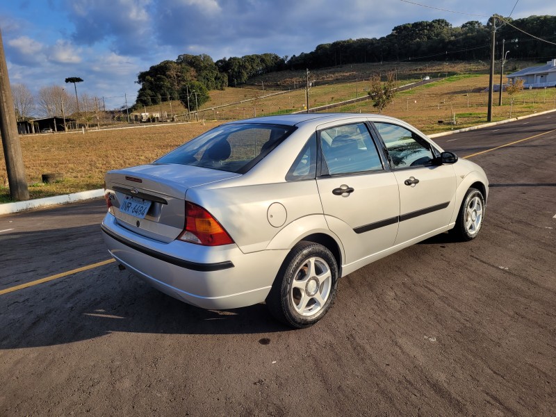 FOCUS 1.6 GLX SEDAN 8V FLEX 4P MANUAL - 2007 - CARLOS BARBOSA
