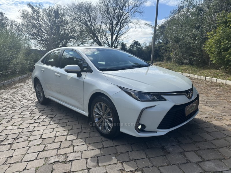 COROLLA 2.0 XEI 16V FLEX 4P AUTOMÁTICO - 2020 - NOVA PRATA