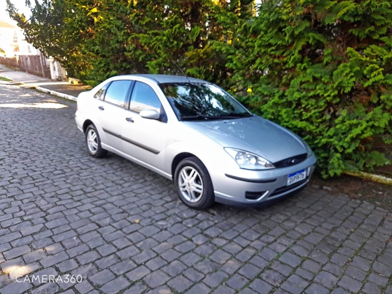 FOCUS 2.0 FC 16V GASOLINA 4P MANUAL - 2008 - FARROUPILHA