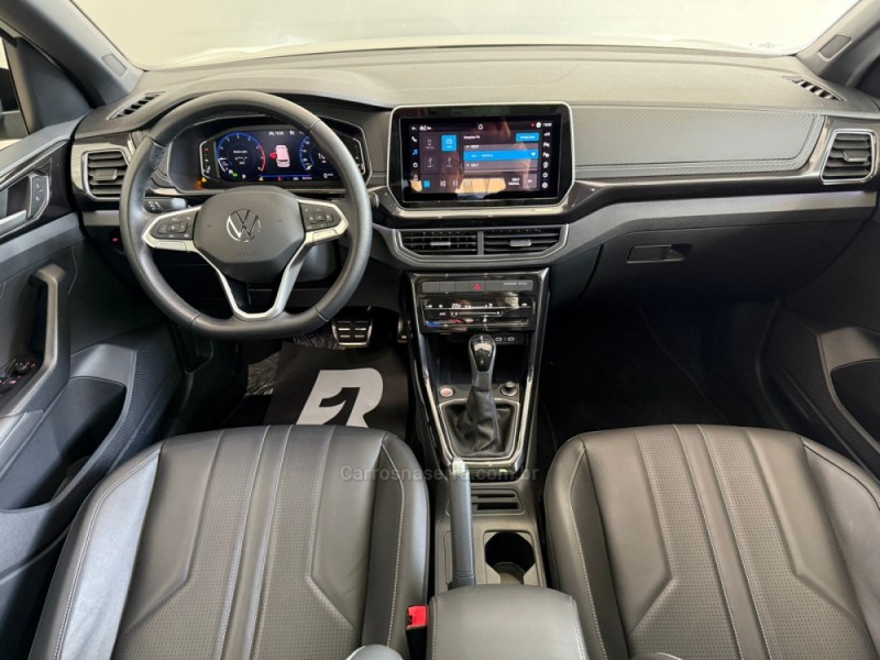 T-CROSS 1.4 HIGHLINE TSI 16V FLEX 4P AUTOMÁTICO - 2025 - LAJEADO