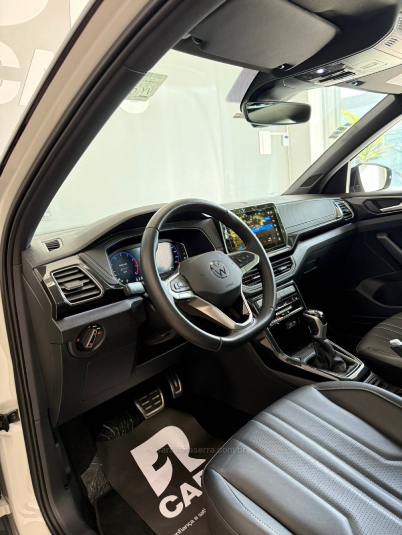 T-CROSS 1.4 HIGHLINE TSI 16V FLEX 4P AUTOMÁTICO - 2025 - LAJEADO