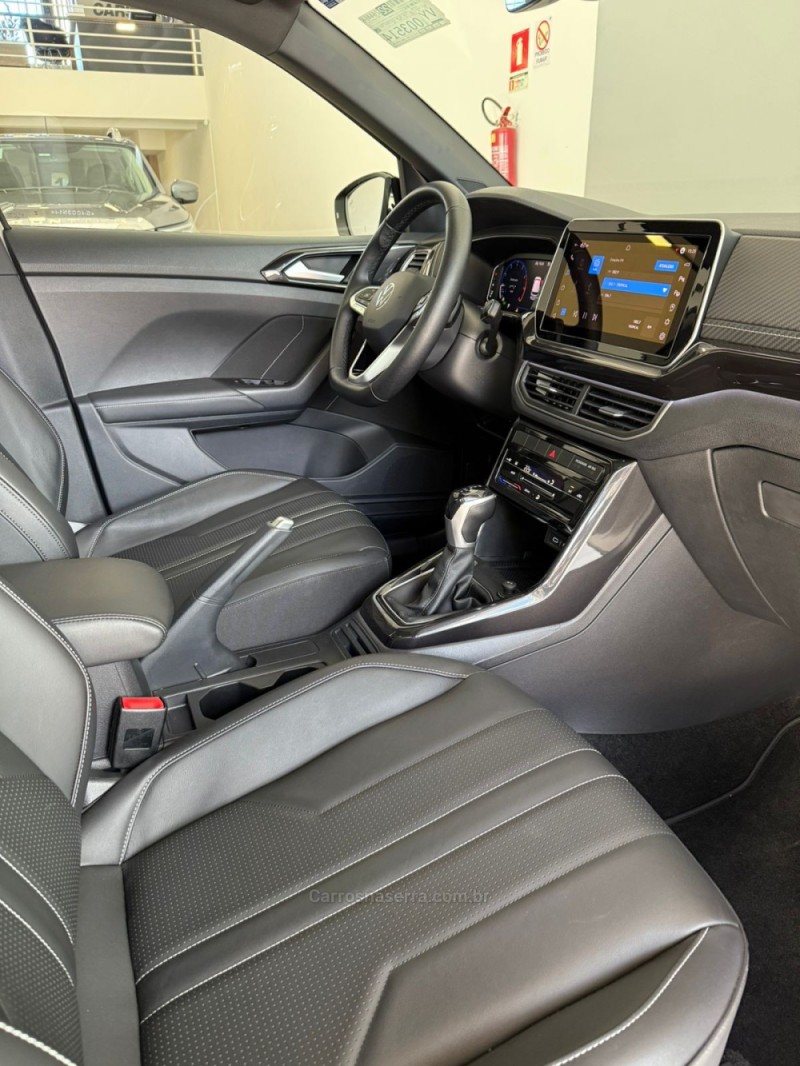T-CROSS 1.4 HIGHLINE TSI 16V FLEX 4P AUTOMÁTICO - 2025 - LAJEADO