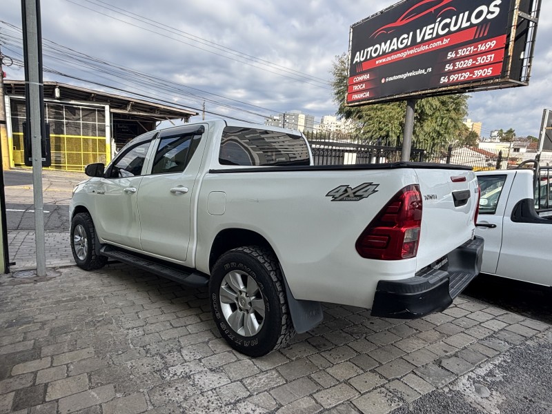 HILUX 2.8 4X4 CD 8V DIESEL 4P MANUAL - 2018 - CAXIAS DO SUL
