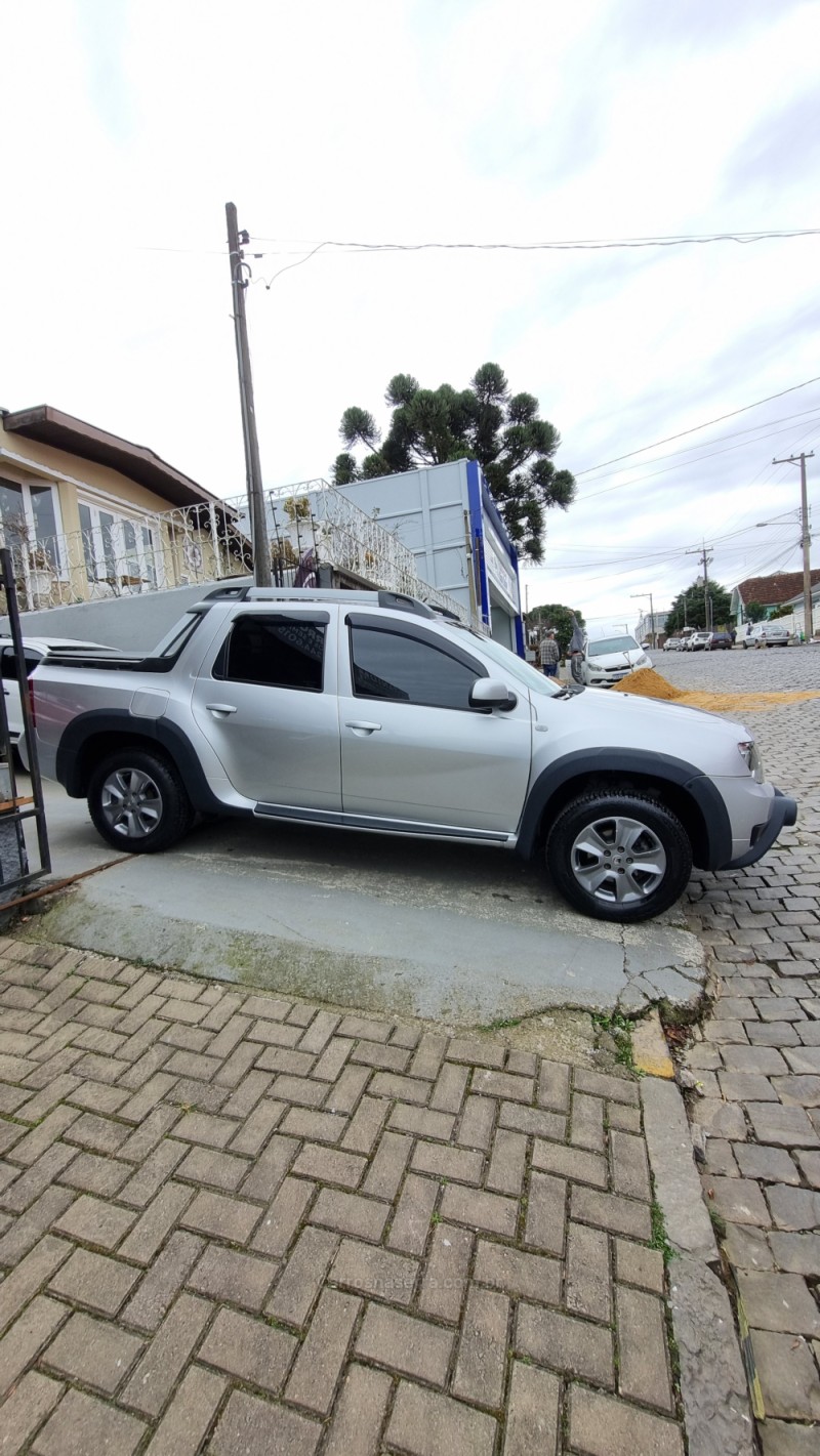 DUSTER OROCH 2.0 16V FLEX DYNAMIQUE 4P AUTOMÁTICO - 2020 - SãO FRANCISCO DE PAULA