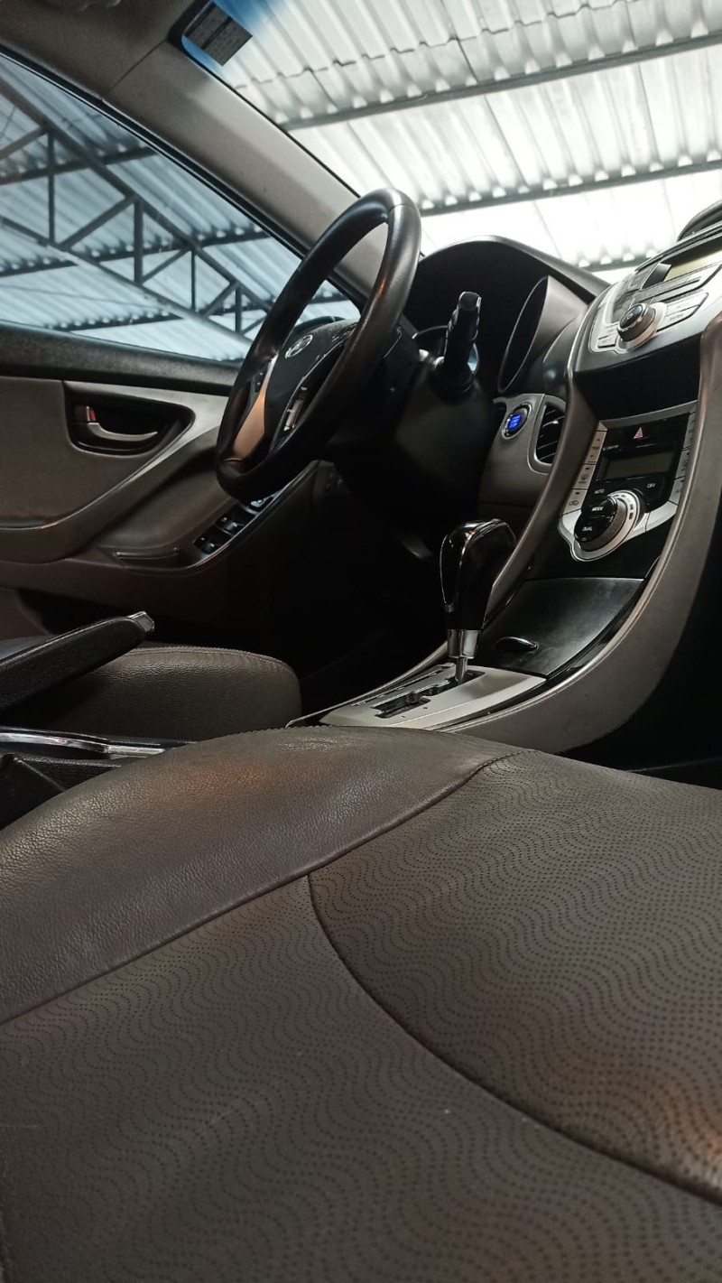 ELANTRA 1.8 GLS 16V GASOLINA 4P AUTOMÁTICO - 2013 - CAXIAS DO SUL