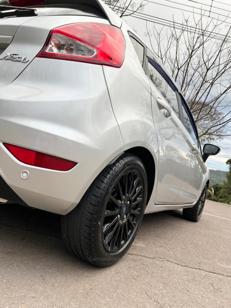 FIESTA 1.6 SEL HATCH 16V FLEX 4P MANUAL - 2017 - BENTO GONçALVES