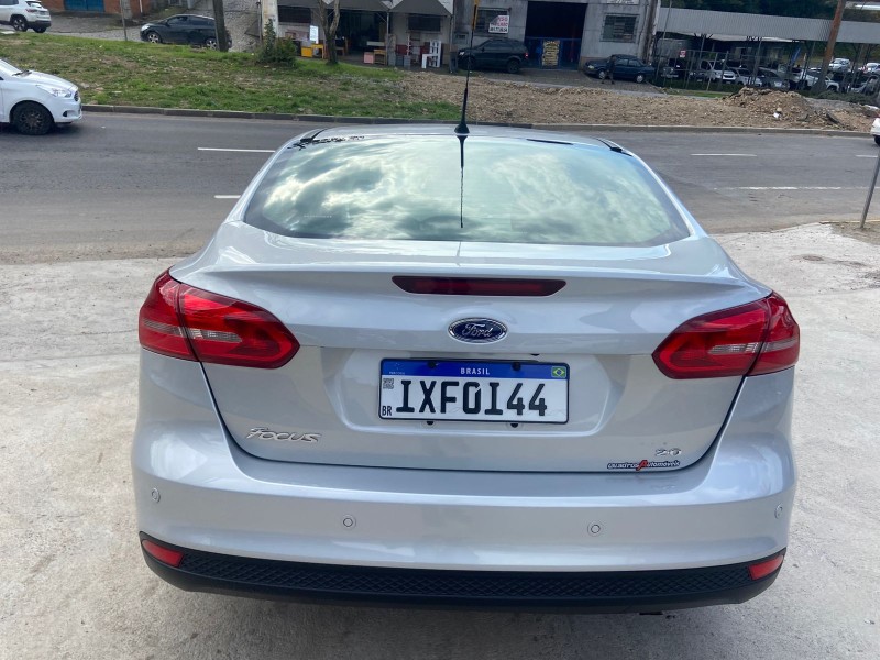 FOCUS 2.0 SE SEDAN 16V FLEX 4P AUTOMÁTICO - 2016 - CAXIAS DO SUL