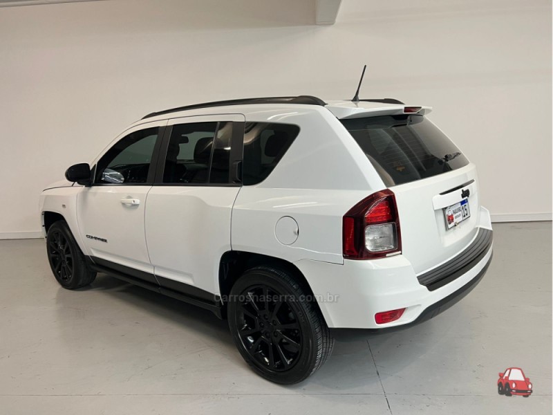 COMPASS 2.0 SPORT 4X2 16V GASOLINA 4P AUTOMÁTICO - 2014 - CAXIAS DO SUL