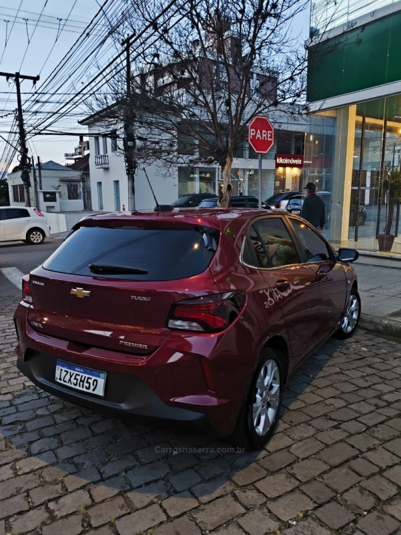 ONIX 1.0	PREMIER II PLUS 12V TURBO FLEX 4P AUTOMÁTICO - 2020 - BENTO GONçALVES