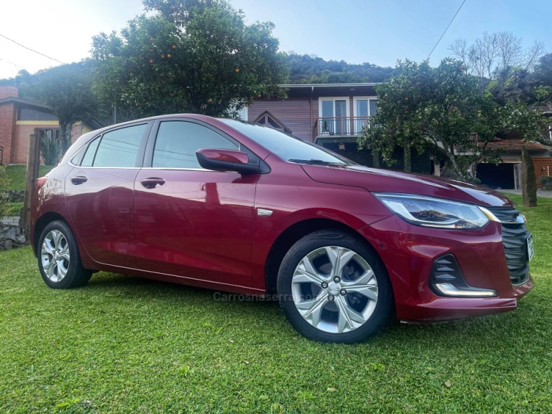 ONIX 1.0	PREMIER II PLUS 12V TURBO FLEX 4P AUTOMÁTICO - 2020 - BENTO GONçALVES