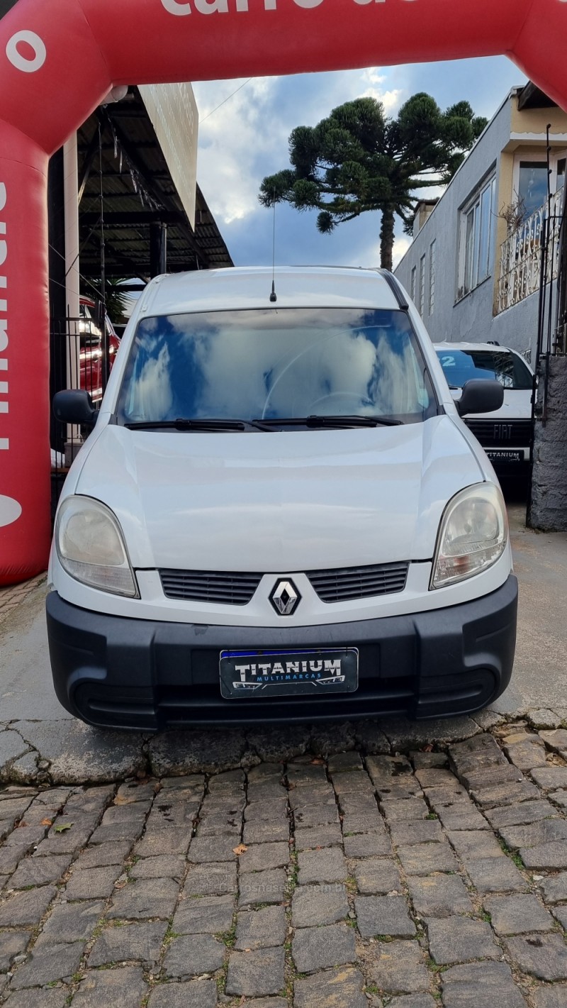KANGOO 1.6 EXPRESS 16V FLEX 3P MANUAL - 2013 - SãO FRANCISCO DE PAULA