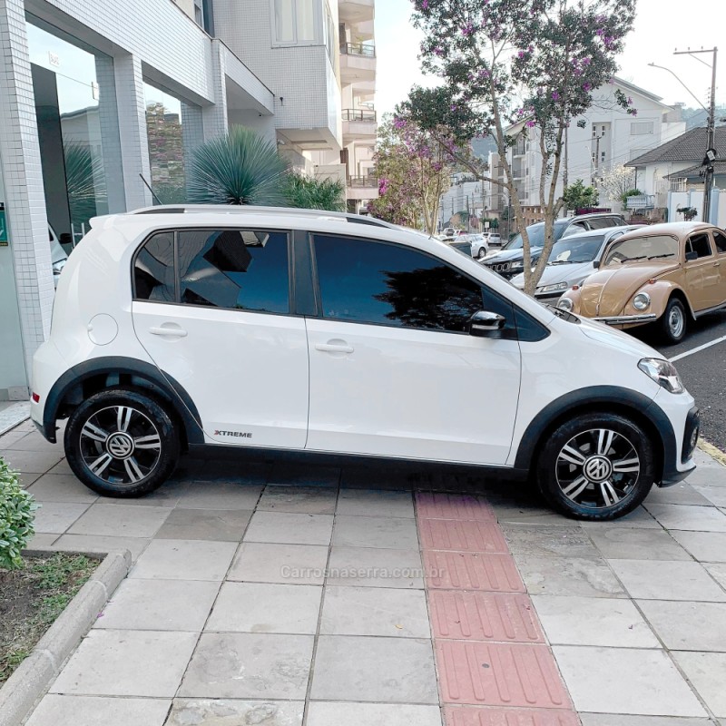 UP 1.0 TSI XTREME UP 12V FLEX 4P MANUAL - 2021 - FLORES DA CUNHA