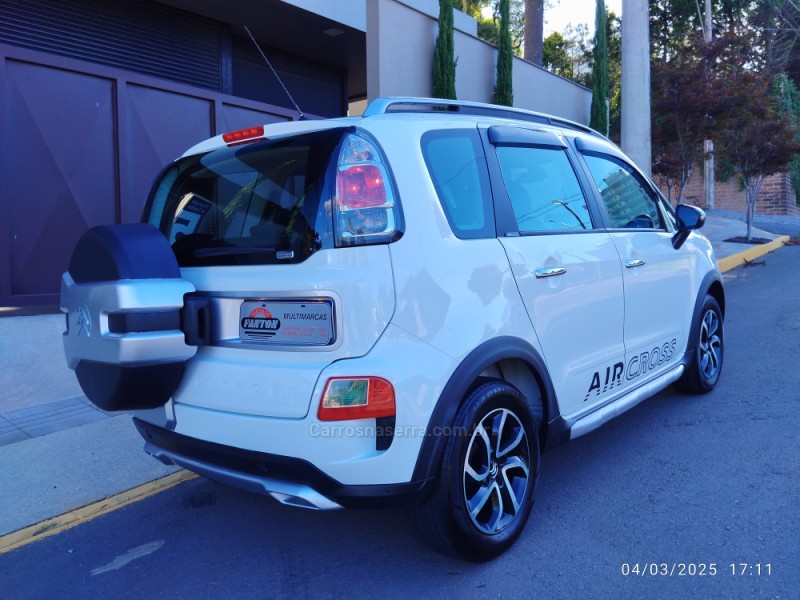 AIRCROSS 1.6 EXCLUSIVE 16V FLEX 4P AUTOMÁTICO - 2015 - FARROUPILHA