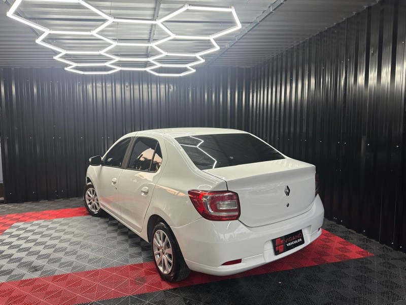 LOGAN 1.0 AUTHENTIQUE 16V FLEX 4P MANUAL - 2015 - CAXIAS DO SUL