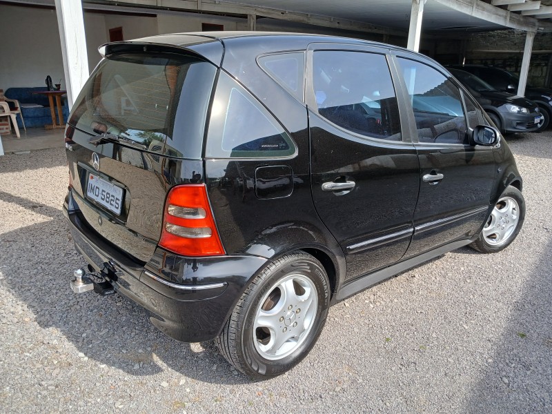 CLASSE A 1.9 190 AVANTGARDE GASOLINA 4P MANUAL - 2005 - CAXIAS DO SUL
