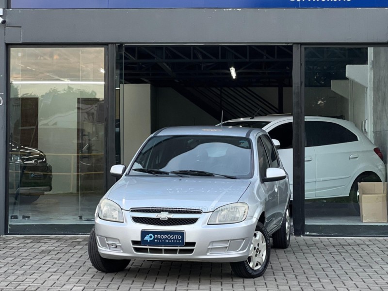 CELTA 1.0 MPFI LT 8V FLEX 4P MANUAL