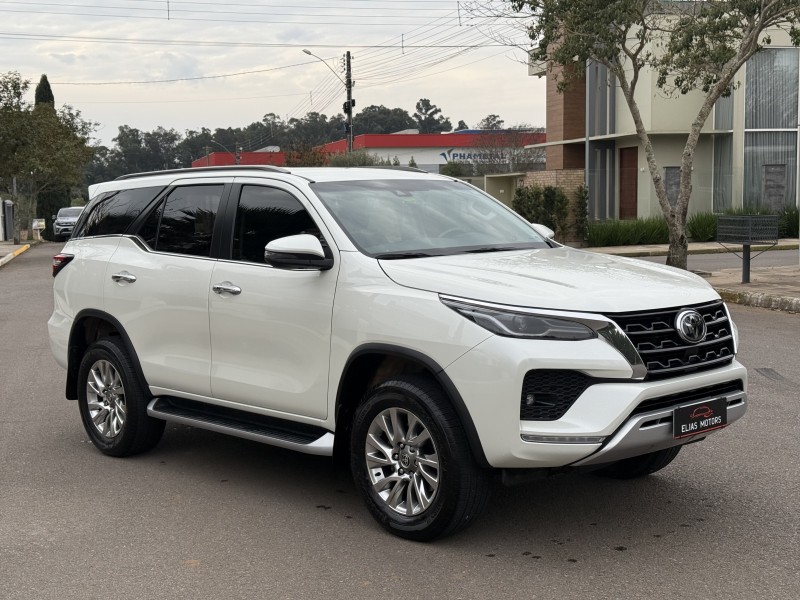 hilux sw4 2.8 srx 4x4 7 lugares 16v turbo intercooler diesel 4p automatico 2021 bento goncalves