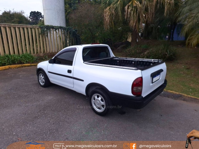 CORSA 1.6 MPFI GL CS PICK-UP 8V GASOLINA 2P MANUAL - 2001 - BENTO GONçALVES