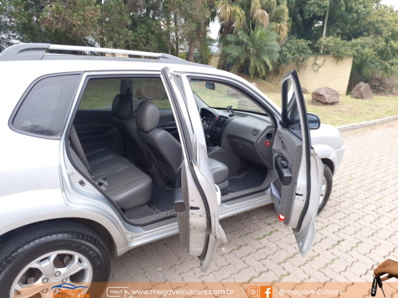 TUCSON 2.0 MPFI GLS 16V 143CV 2WD GASOLINA 4P AUTOMÁTICO - 2010 - BENTO GONçALVES